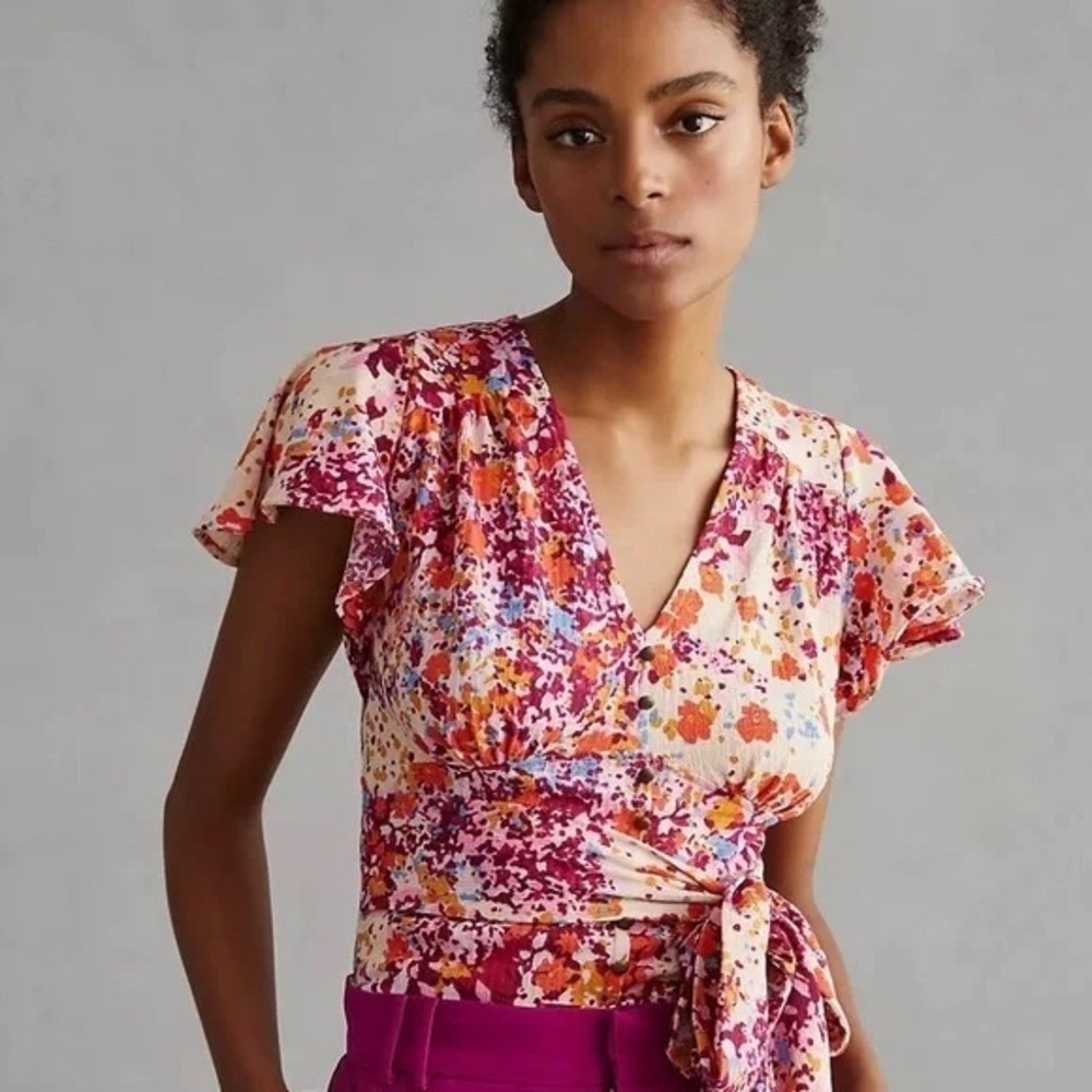 Anthropologie V-Neck Flutter Hem Top, Purple Motif, size L NWT